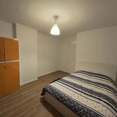 Lejlighed Centre De 19 *