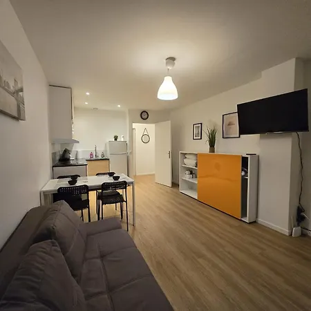 Apartamento Centre De 19 *